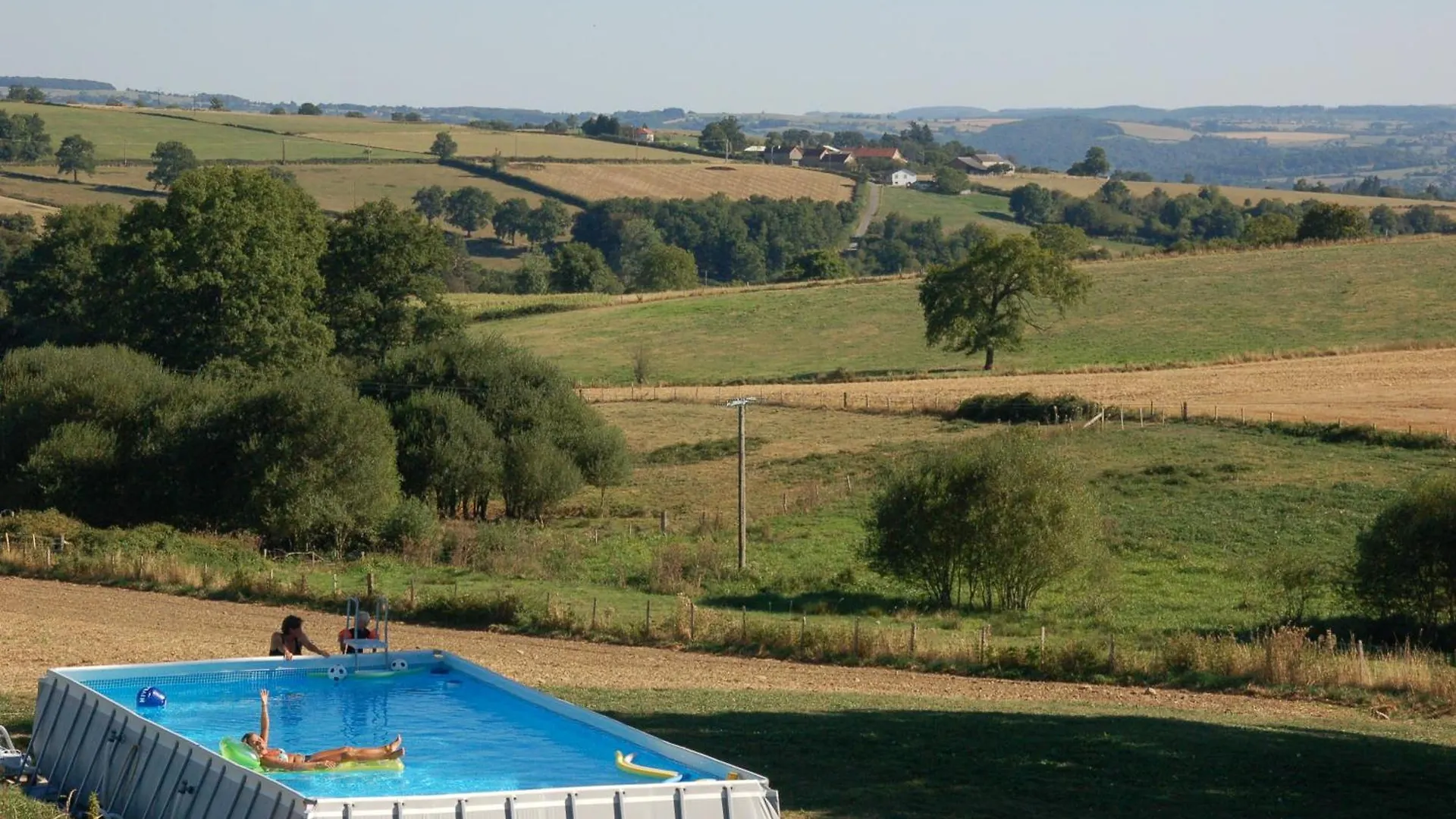 Gites A La Loub Moureuille